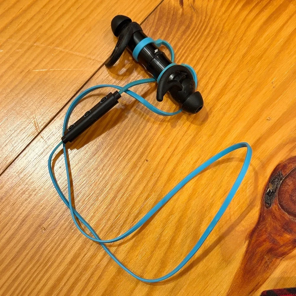 Wireless Blue Earbuds with Case
